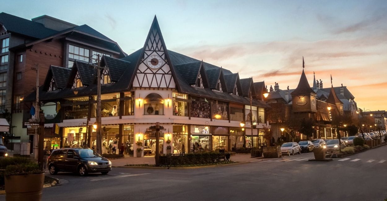 Clima romântico de Gramado, cidade mais charmosa do Brasil